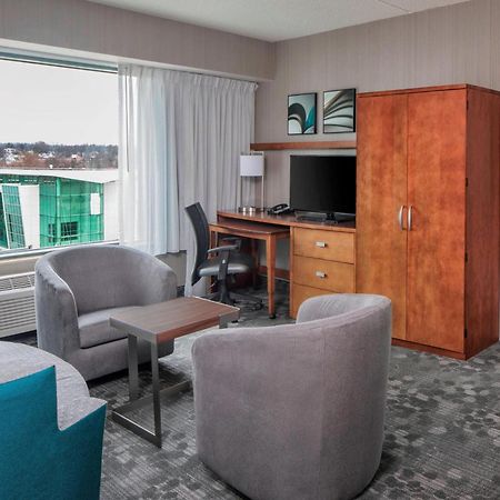 Courtyard By Marriott Stamford Downtown Hotell Eksteriør bilde