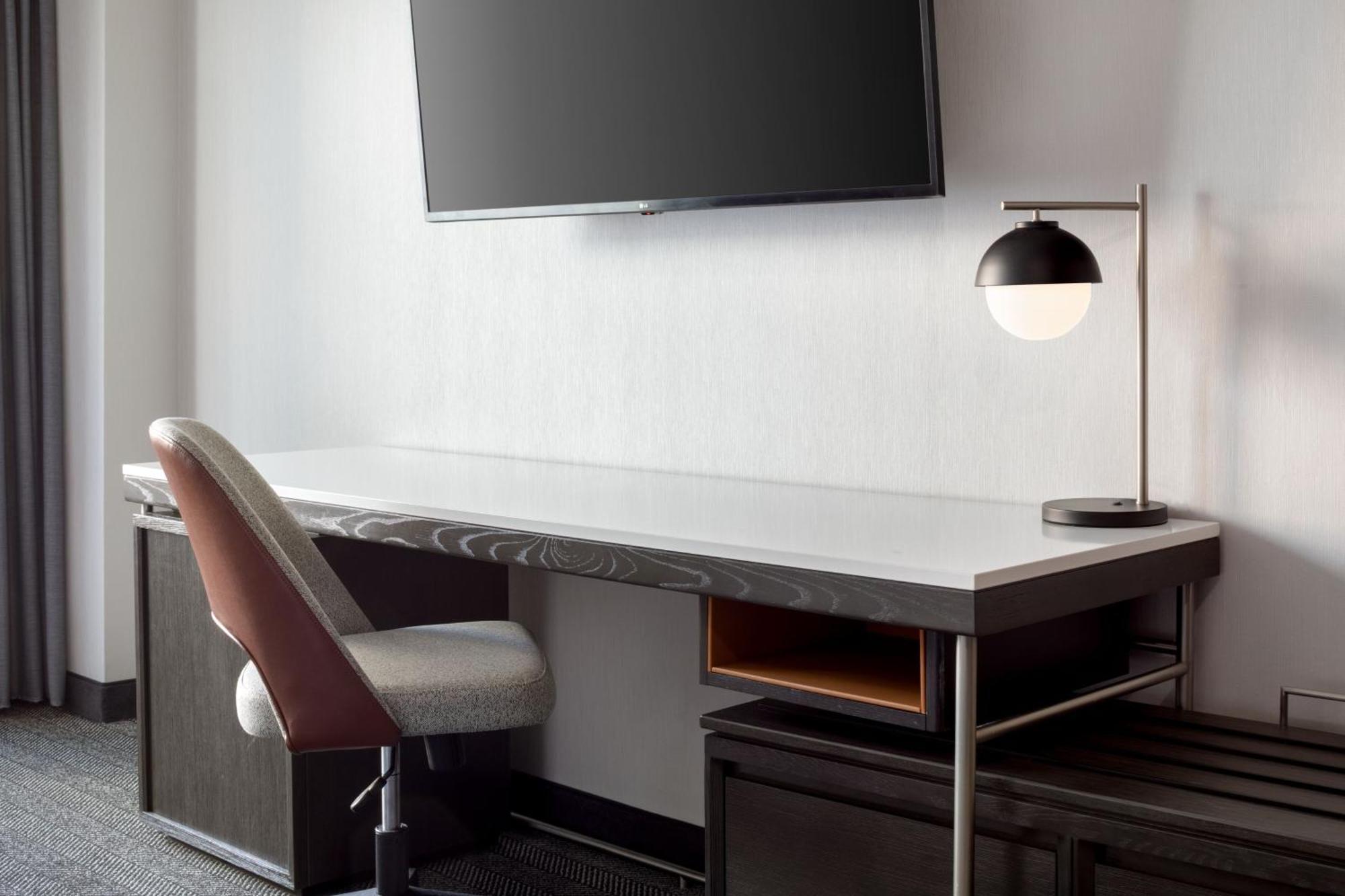 Courtyard By Marriott Stamford Downtown Hotell Eksteriør bilde