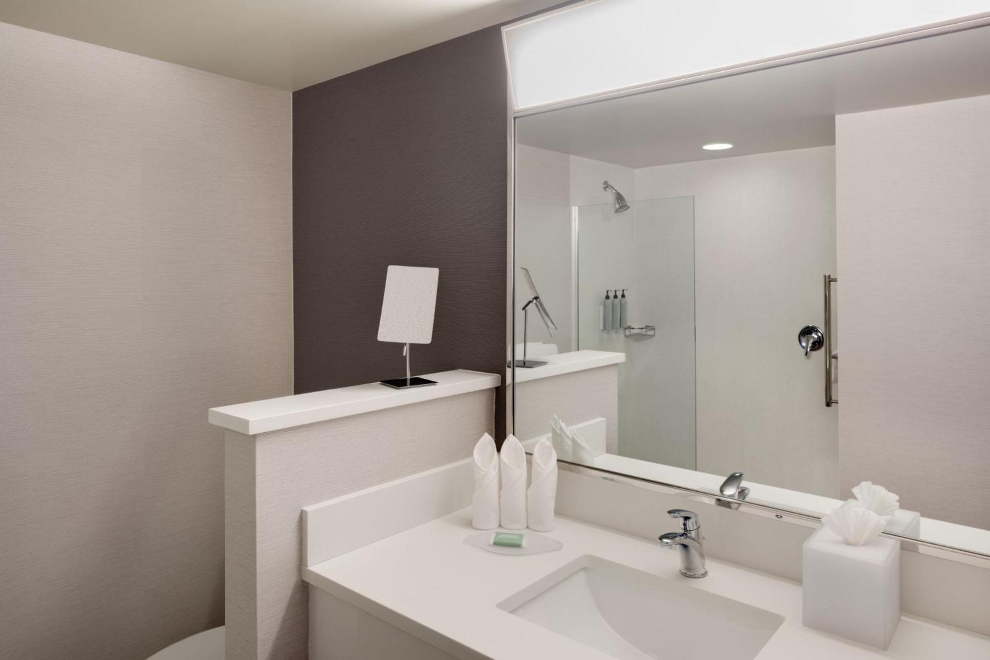 Courtyard By Marriott Stamford Downtown Hotell Eksteriør bilde