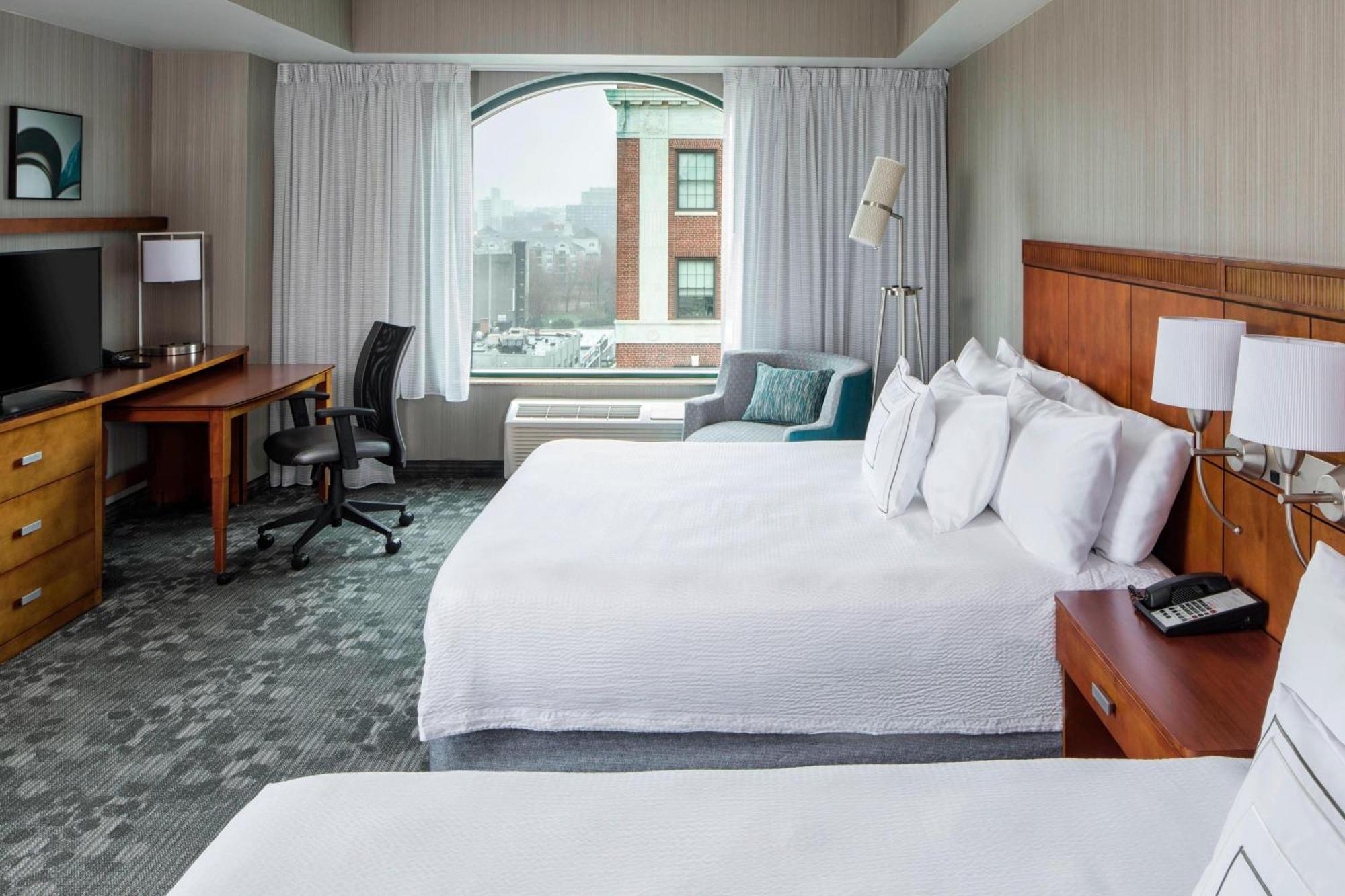 Courtyard By Marriott Stamford Downtown Hotell Eksteriør bilde