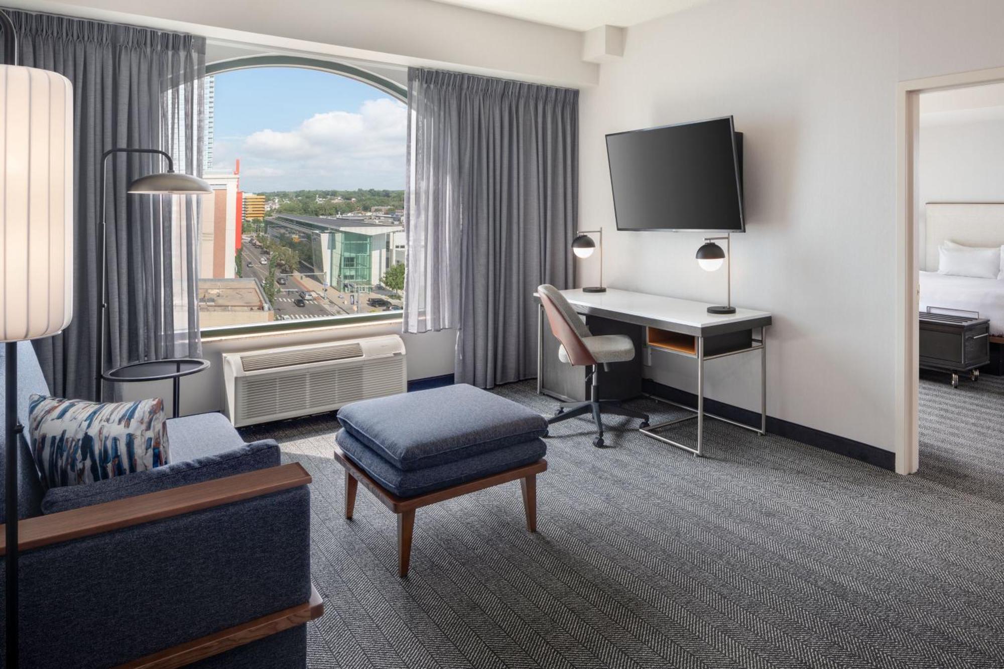 Courtyard By Marriott Stamford Downtown Hotell Eksteriør bilde